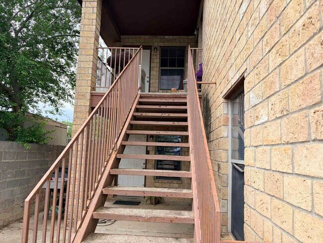 Foto del edificio - 3310 S Louisiana Ave