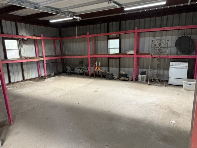 Building Photo - 2418 N University Ave