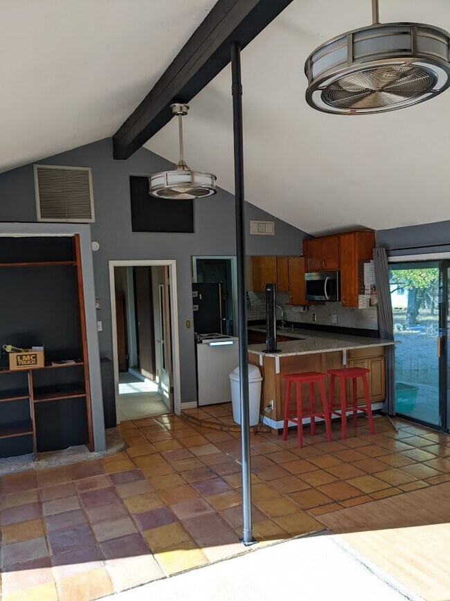 Foto del edificio - 30769 Blanco Rd