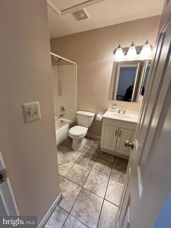 Foto del edificio - 12350 Herrington Manor Dr