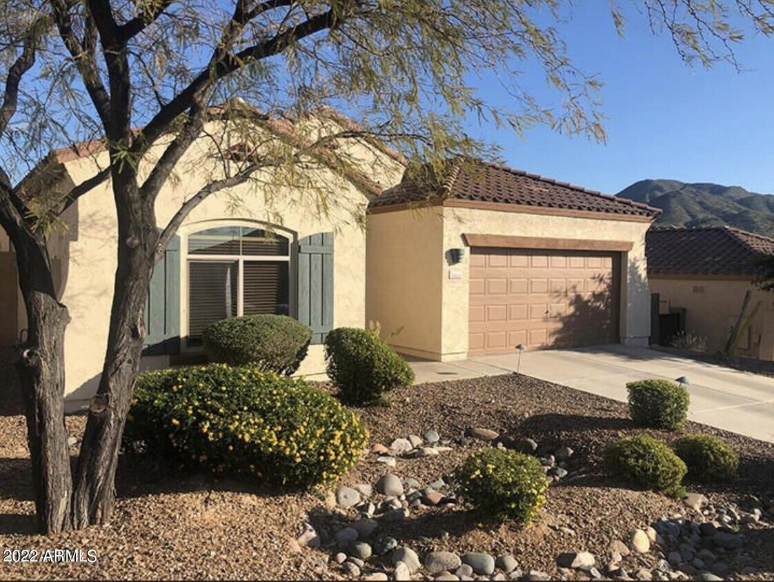 3322 W Inspiration Dr, New River, AZ 85086 House Rental in New River