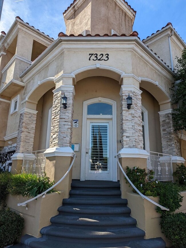 Building Photo - 7323 Winnetka Ave