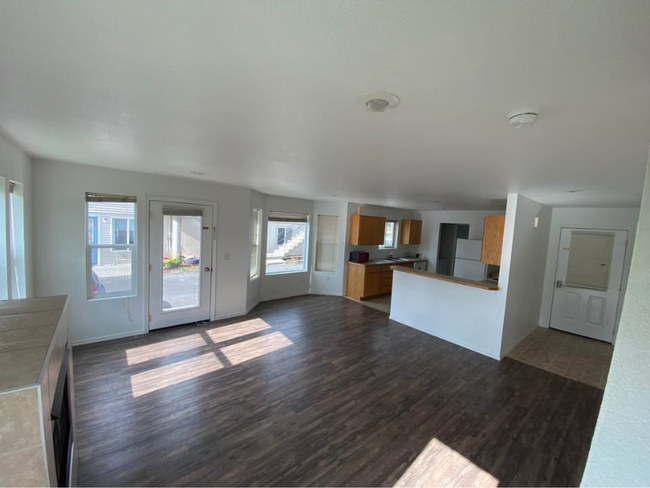 Foto del edificio - 857-859 N Garfield St