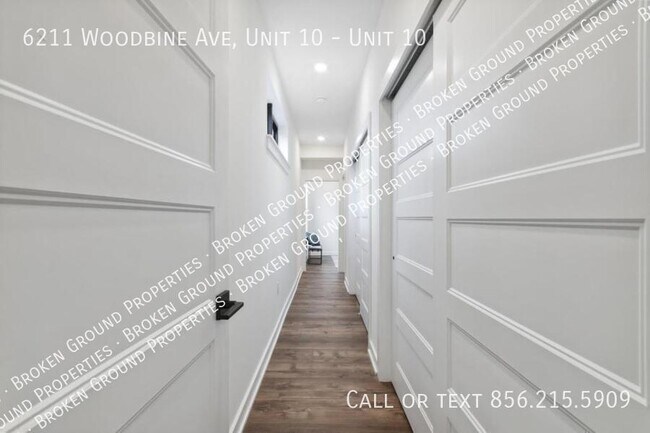 Foto del edificio - 6211 Woodbine Ave