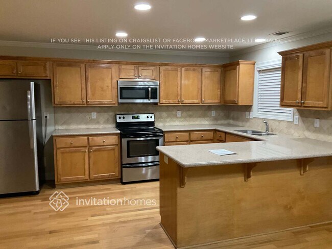 Foto del edificio - 680 Herring Rd