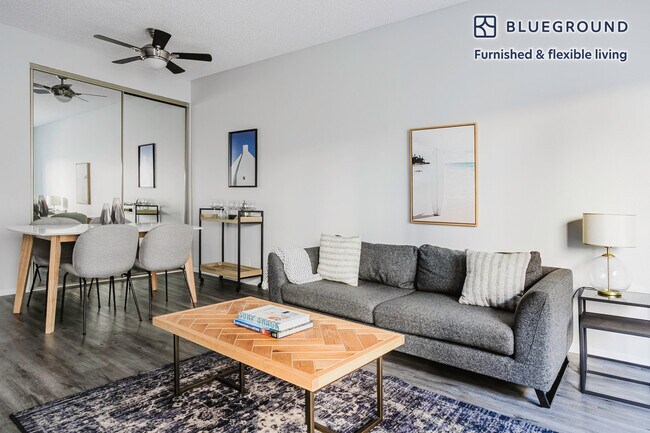 Foto del edificio - 747 Gayley Ave