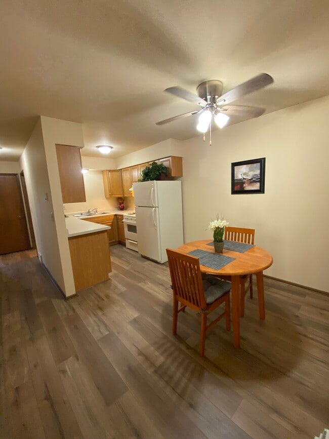 S70W14965 Cornell Cir, Muskego, WI 53150 Apartments in Muskego, WI