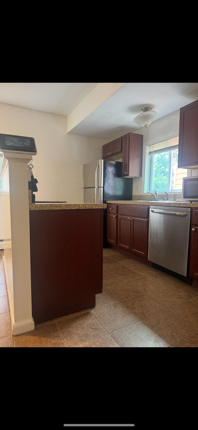 Foto del edificio - 76 Porter St