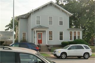 Primary Photo - 415 Iowa Ave