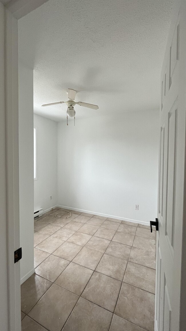 Building Photo - 81-81 Rue Principale