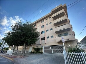 Building Photo - 6880 Abbott Ave