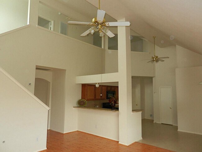 Foto del edificio - 4731 Montclair Hill Ln