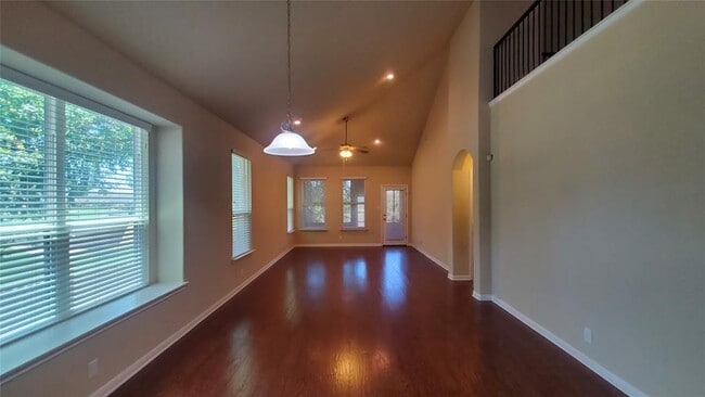 Building Photo - 13812 Loleta Way