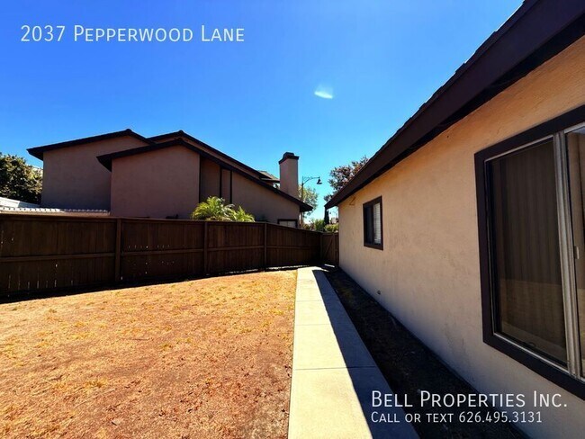 Foto del edificio - 2037 Pepperwood Ln