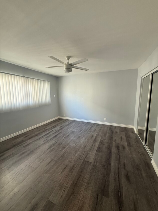 Building Photo - 1244 E. 4th Street Apartments