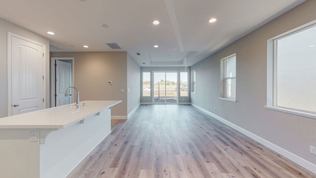 Foto principal - BRAND-NEW construction 1-story home with 2...