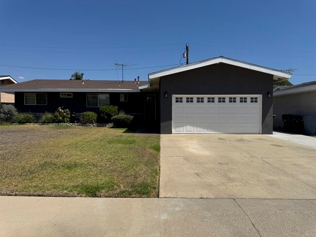 Building Photo - 160 N Forestdale Ave