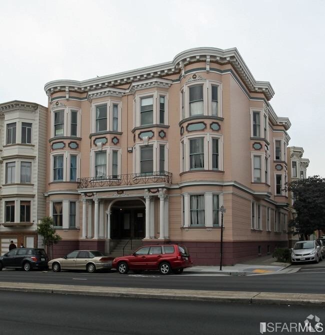 Primary Photo - 556 Guerrero St