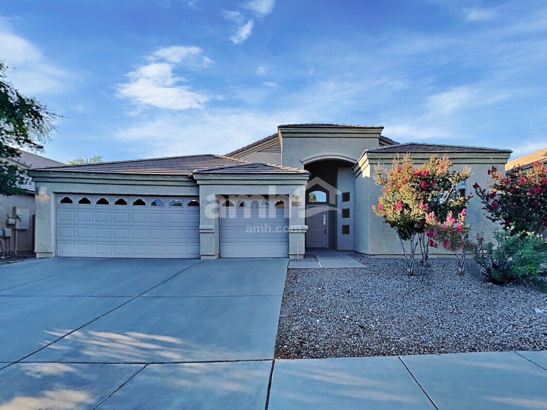 Primary Photo - 4237 E Stony Meadow Dr