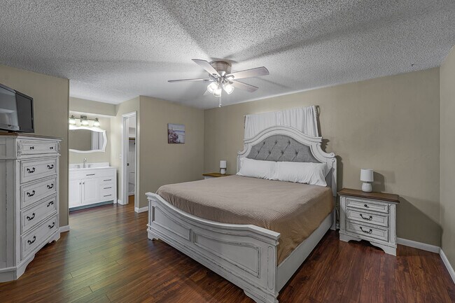 Foto del edificio - 784 E Fairbairn Dr