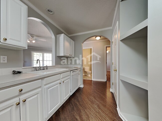 Building Photo - 1766 Spring Path Trl