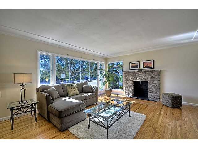 Foto del edificio - 6326 Montezuma Rd