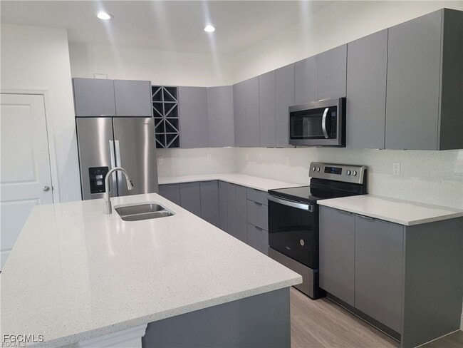 Building Photo - 5008 Idaho Ln