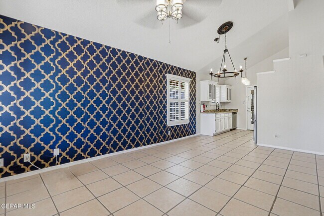 Foto del edificio - 12119 Tower Hill Dr