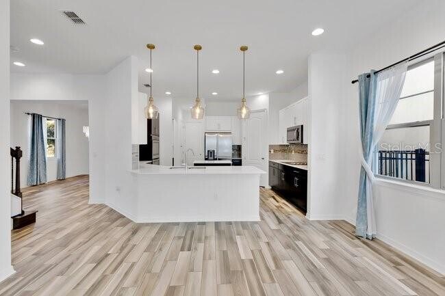 Building Photo - 10466 Siddington Dr