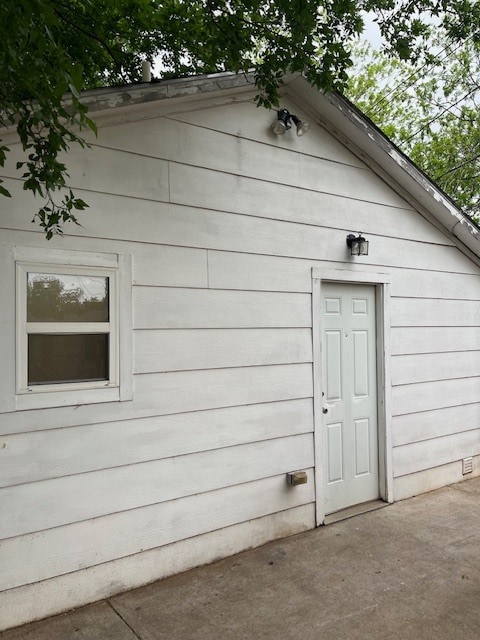 Building Photo - 710 E North 11th St