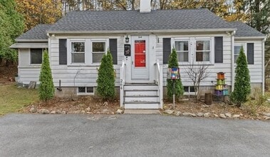 Building Photo - 264 Centre St