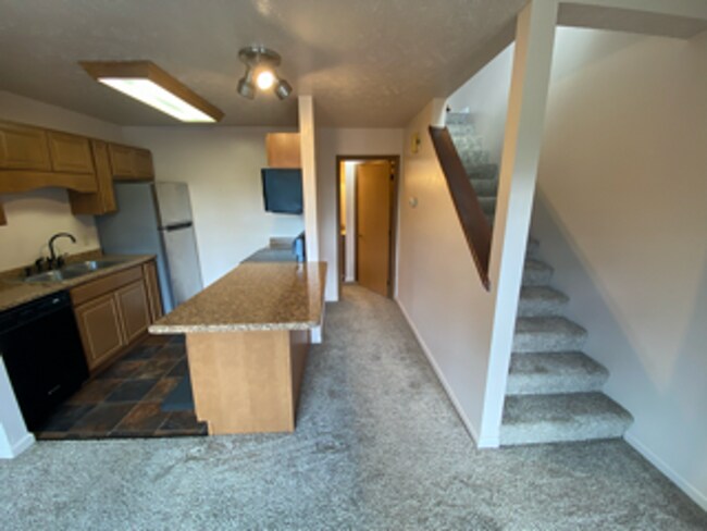 Building Photo - 2 Story Condo in West Fairbanks - Heat and...