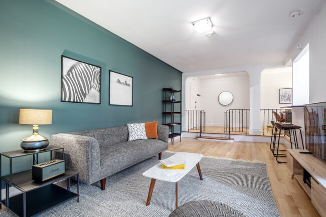 Building Photo - 10 West 65th Street