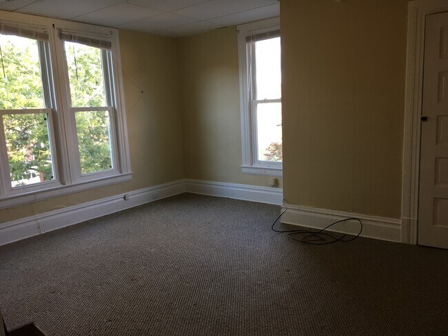 Bedroom #1 - 37 Acosta Ave