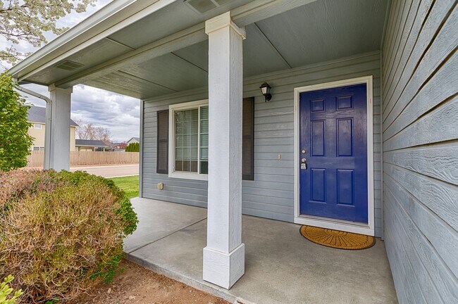 Foto del edificio - Beautiful home located in sought after Sundance Subdivision