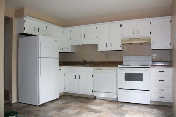 Building Photo - 106 Crescent Dr