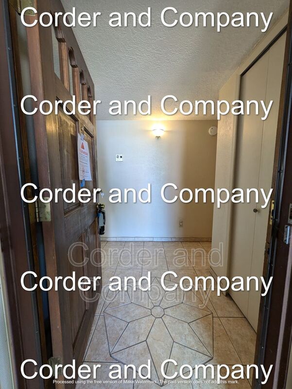 Foto del edificio - 8804 San Francisco Rd NE