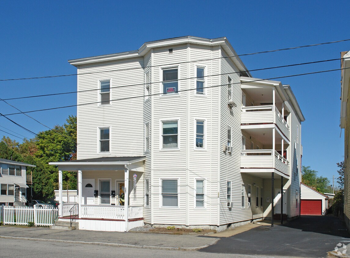 276 Silver St, Manchester, NH 03103 Apartments in Manchester, NH