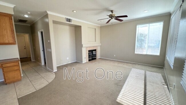 Building Photo - 8431 Newburgh St