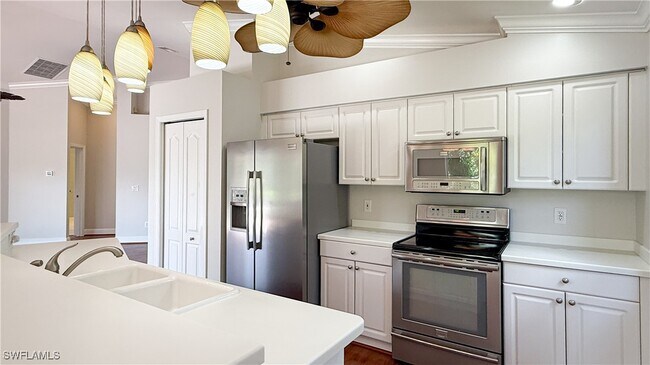 Building Photo - 8460 Indian Wells Way