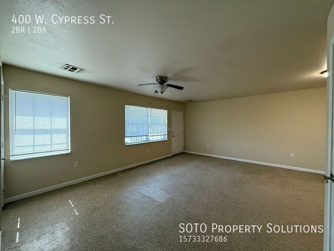 Building Photo - 2 BD / 2 BA