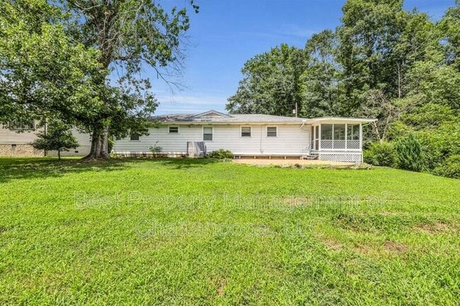 Building Photo - 5506 Sunnydell Ln