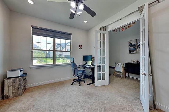 Foto del edificio - 2931 Genevieve Ln