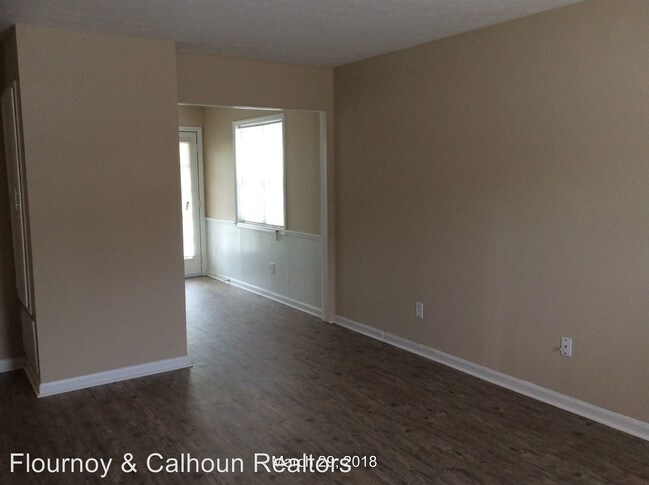 Foto del edificio - 6022 Warm Springs Ct