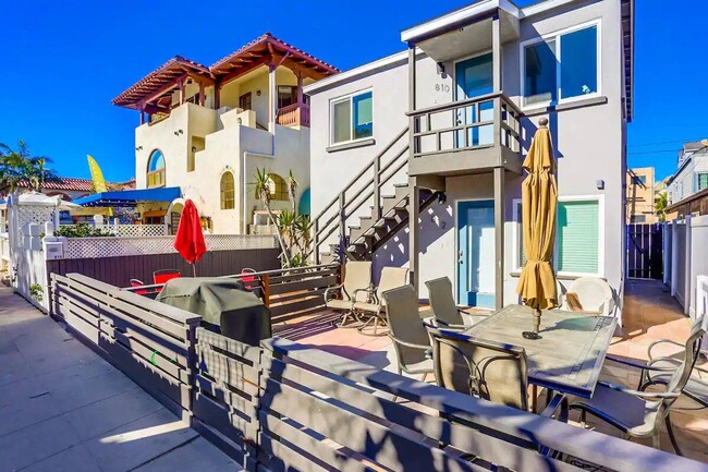 Foto del edificio - 812 Island Ct