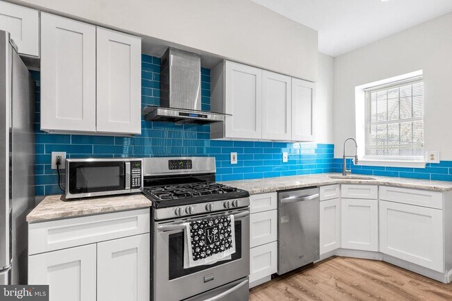 Foto del edificio - 1738 N Bouvier St