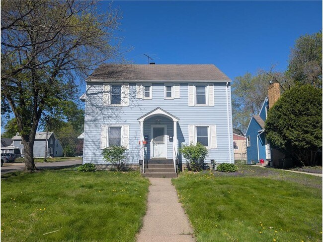 Foto del edificio - 1049 Gorman Ave