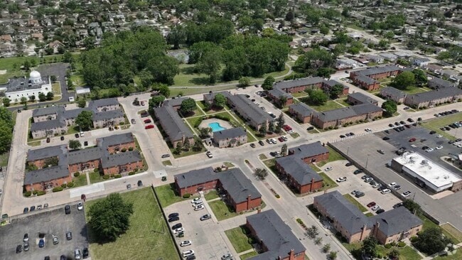  - Sterling Heights Apartments
