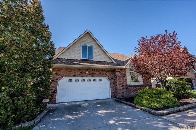 Building Photo - 5995 Whitegate Crossing