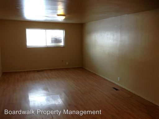 Building Photo - 233 E Julie Anna Dr